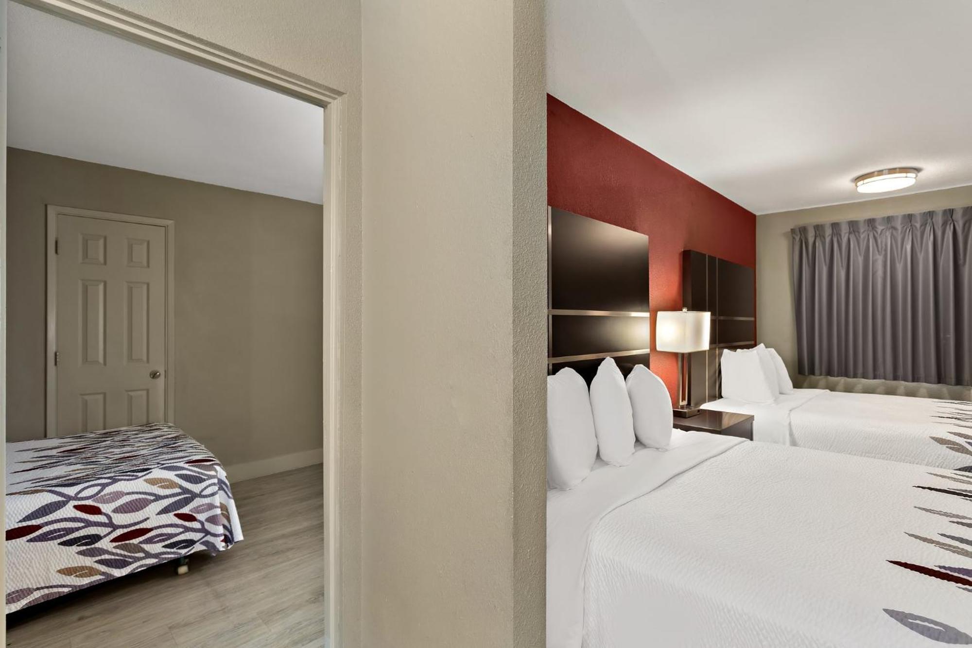 Red Roof Inn Реддинг Экстерьер фото