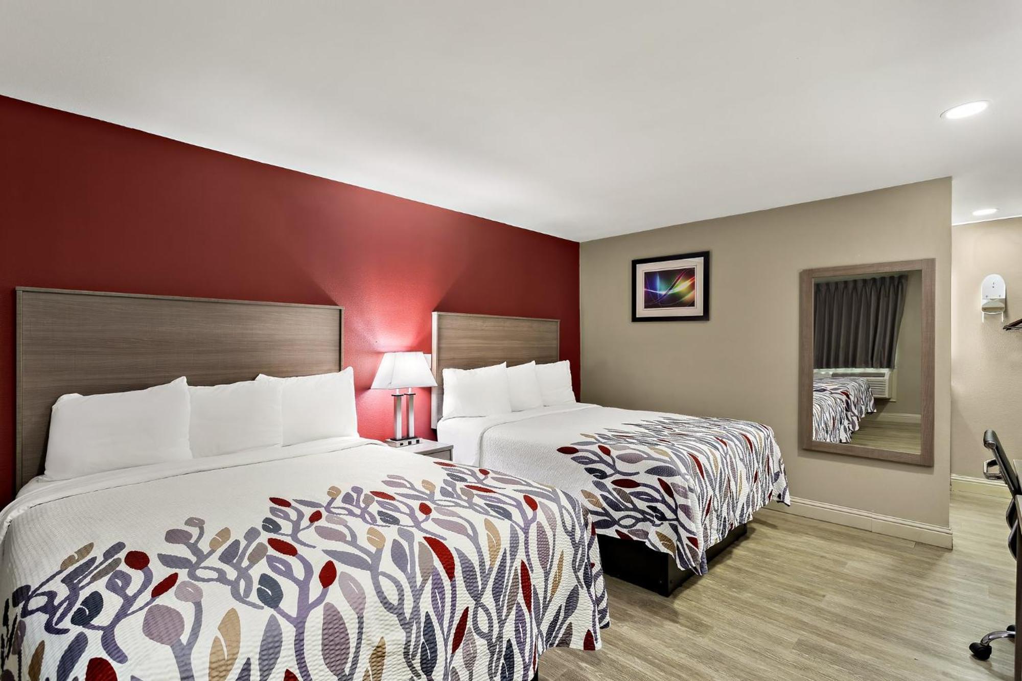 Red Roof Inn Реддинг Экстерьер фото