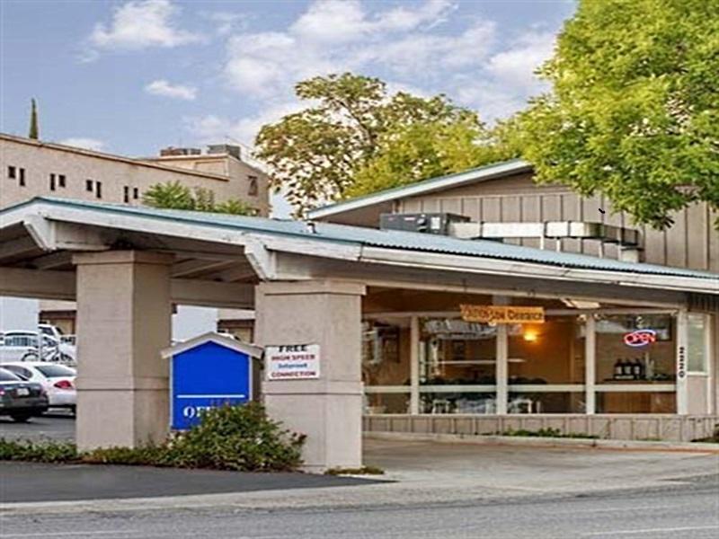 Red Roof Inn Реддинг Экстерьер фото